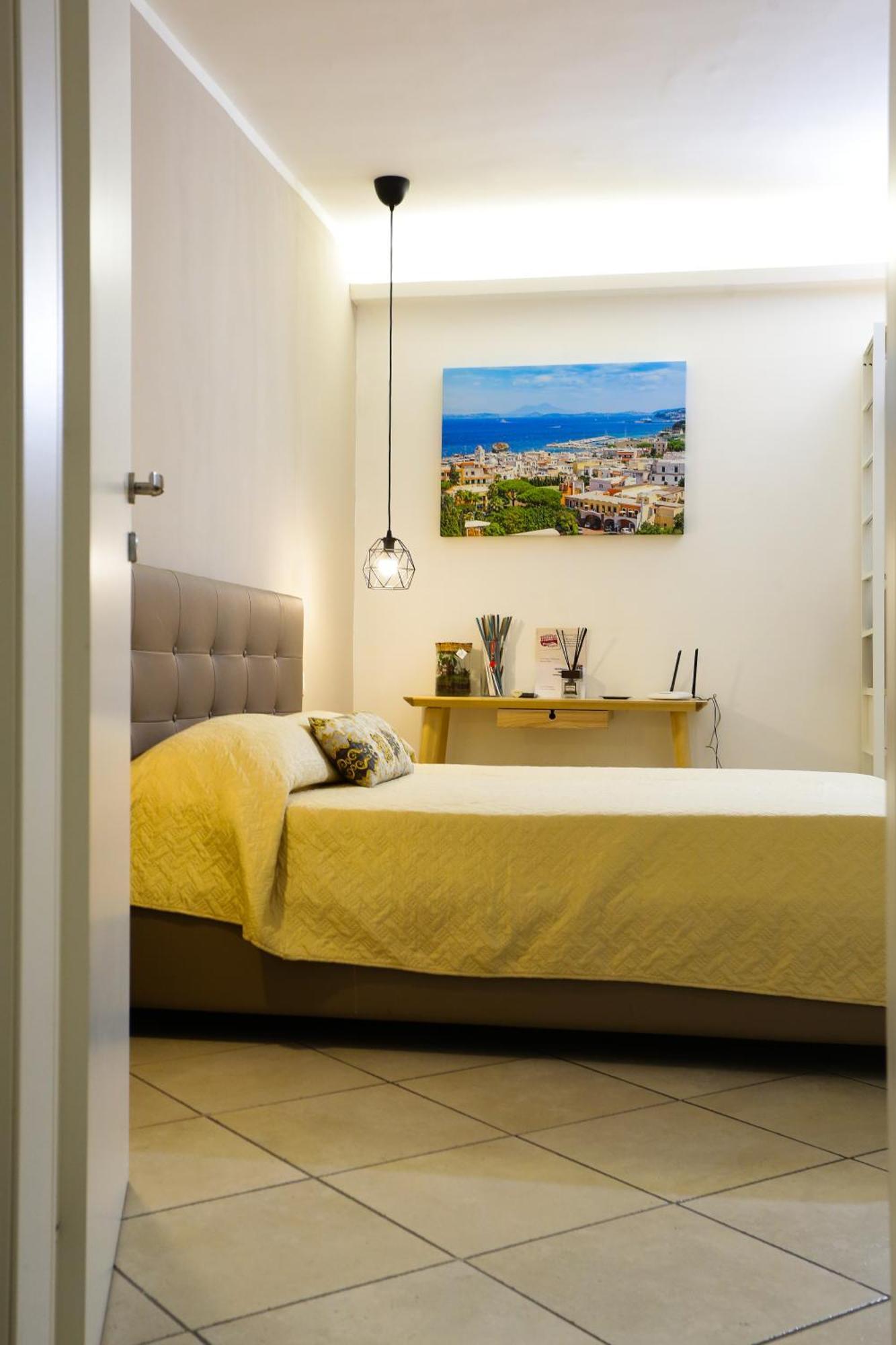 Domus Zapata Hotel Наполи Екстериор снимка
