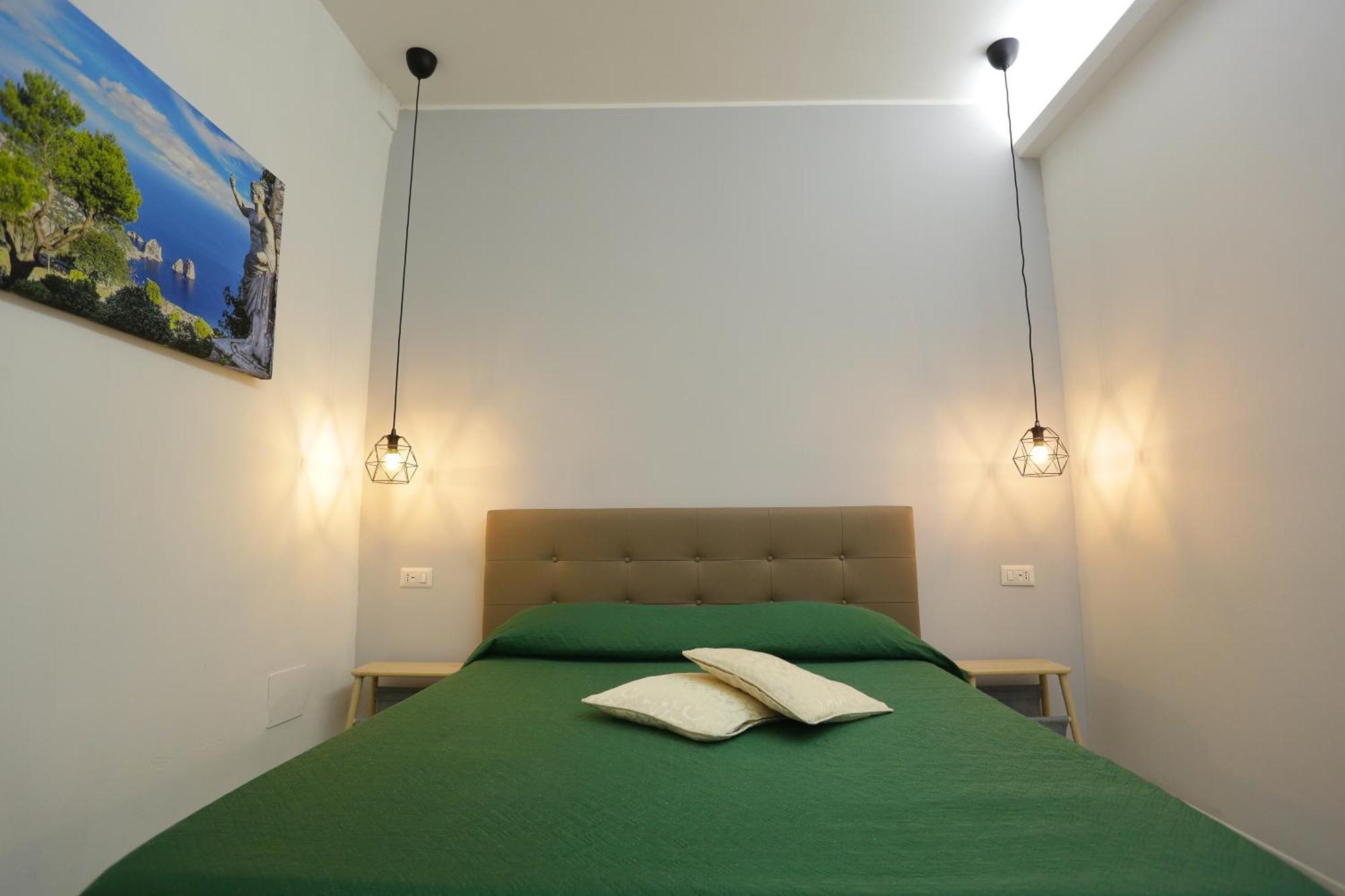 Domus Zapata Hotel Наполи Екстериор снимка